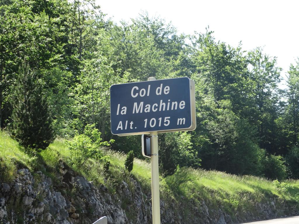 Hotel Du Col De La Machine Saint-Jean-en-Royans Exterior foto